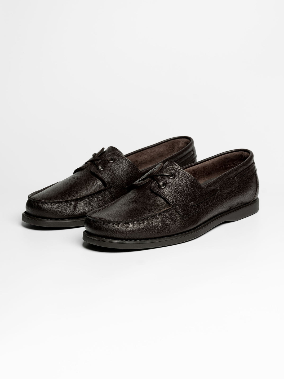 Men's Brown Grained Leather Boat Shoes