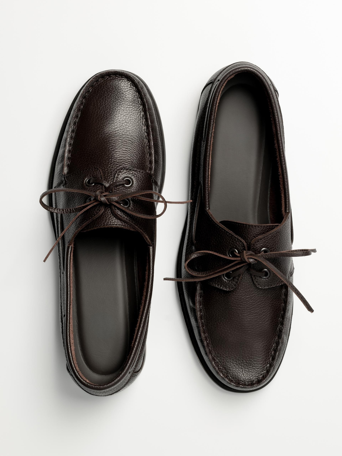Men's Brown Grained Leather Boat Shoes
